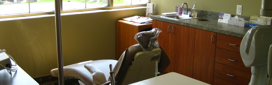 Robert W. Haag, DDS Family Dentistry - Treatment Room